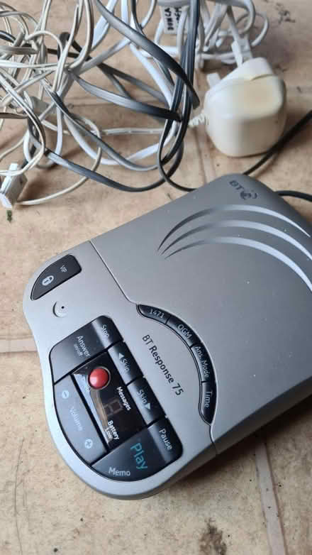 Photo of free Old answering machine (Scotstoun G14) #3