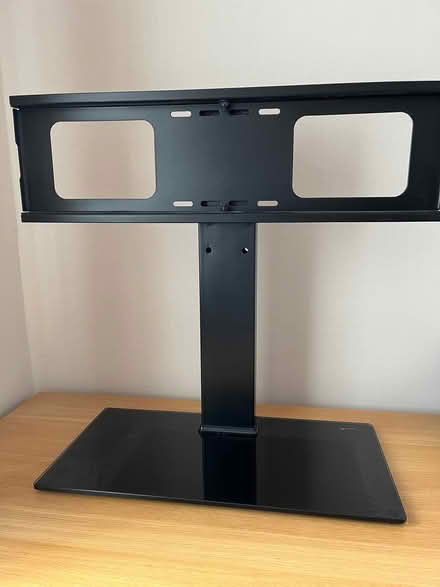 Photo of free TV Stand (Havering Grange RM3) #1