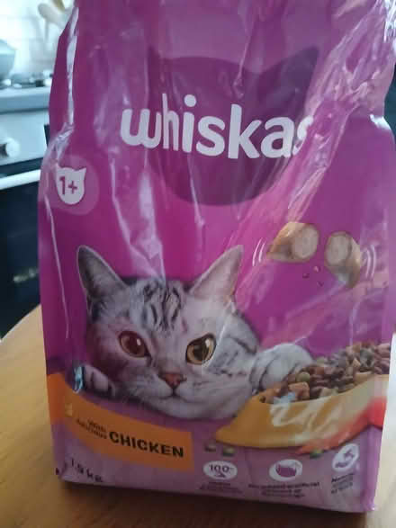 Photo of free Whiskers dry cat food (Walkley S6) #1