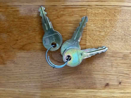 Photo of free Mont Blanc Car Roof Bars (Chalgrove OX44) #3