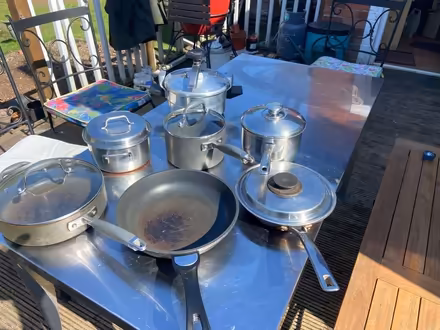 Photo of free Pots & pans (BT10) #1
