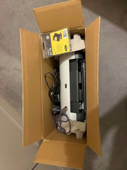 Photo of free HP Deskjet D1460 printer (Cawston CV22) #2