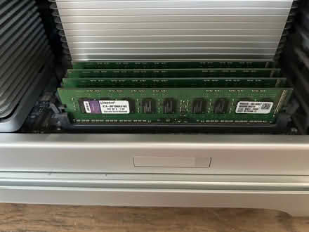 Photo of free Apple Mac Pro Mid 2010 and Keyboard (Chalgrove OX44) #4