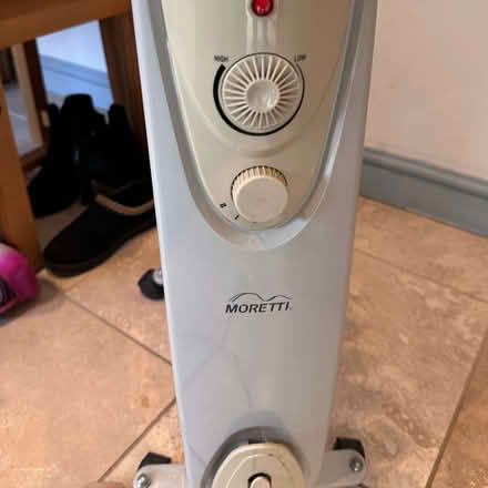 Photo of free Plug In 7-fin Oil Filled Radiator (Chipping Norton OX7) #1