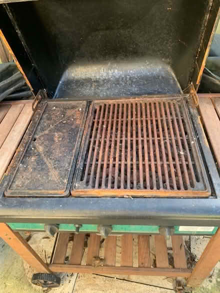 Photo of free sunshine legend gas bbq - with gas bottle - very heavy (Shilton OX18) #4