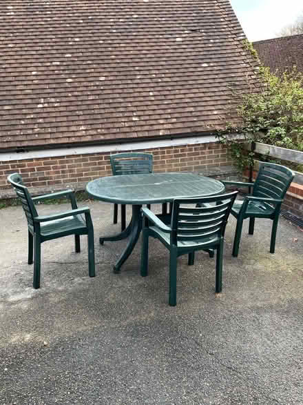 Photo of free Garden table and chairs (Marlow Bottom SL7) #1