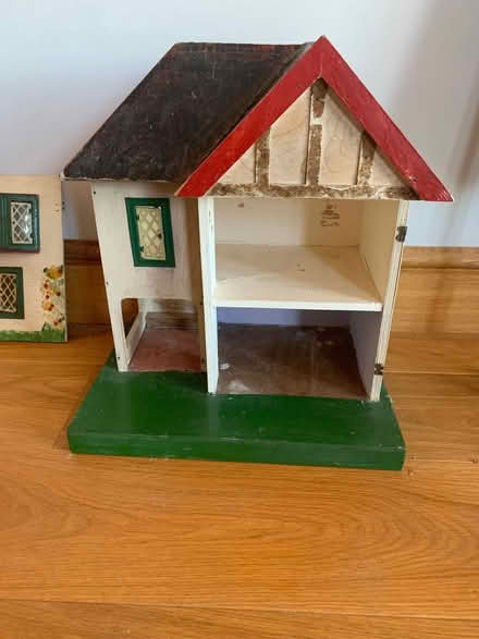 Photo of free Vintage Dolls House (Llandrindod LD1) #1