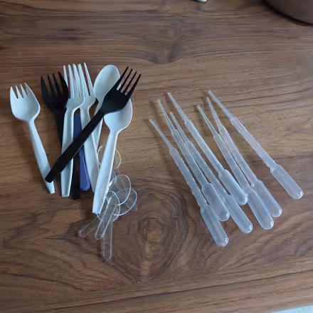 Photo of free plastic spoons and forks and 3ML plastic transfer pipettes (Fords Farm RG31) #1
