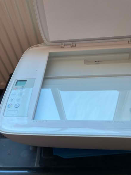 Photo of free HP deskjet printer (RUshden NN10) #2