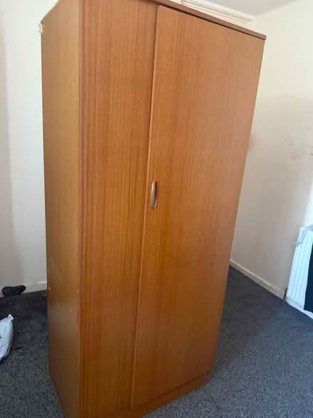 Photo of free Wardrobe (Burnbank Hamilton ML3) #2