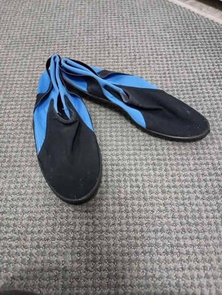 Photo of free Waverunner beach/surf shoes (Yonge/Sheppard) #1