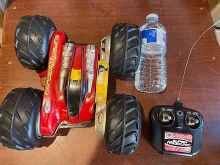 Photo of free Radio controlled stunt racer (RM5) #1
