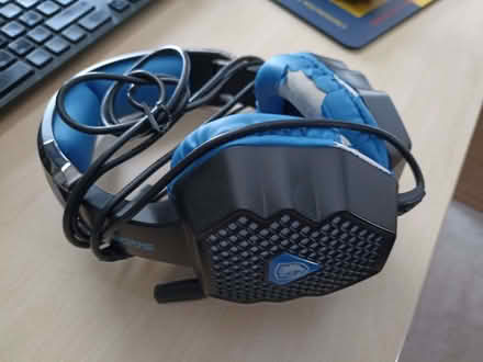Photo of free Last Call - Headphones (bought 2021) Right side not working (Kirkley NR33) #2