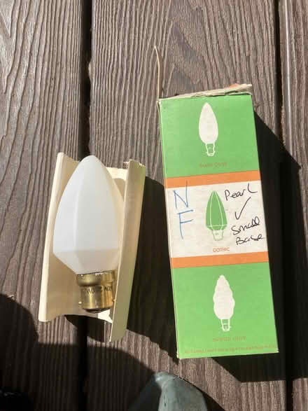Photo of free Lots of light bulbs (Thingwall CH61) #3