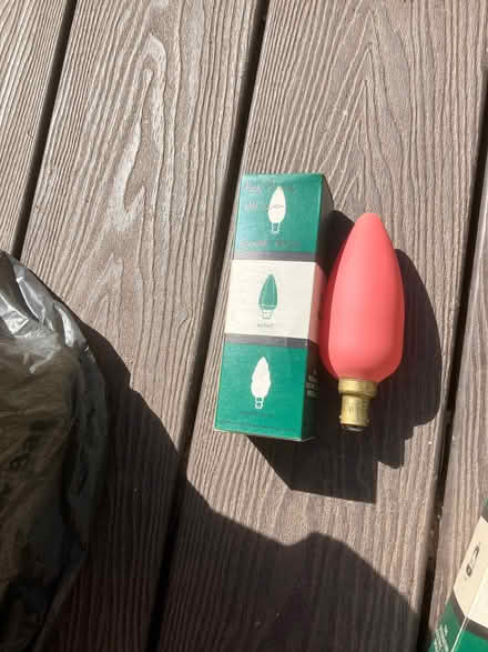 Photo of free Lots of light bulbs (Thingwall CH61) #1