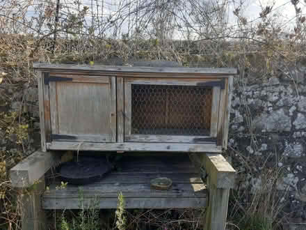 Photo of free Hutch (Monimail KY15) #1