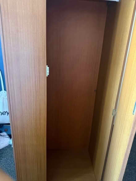 Photo of free Wardrobe (Burnbank Hamilton ML3) #3