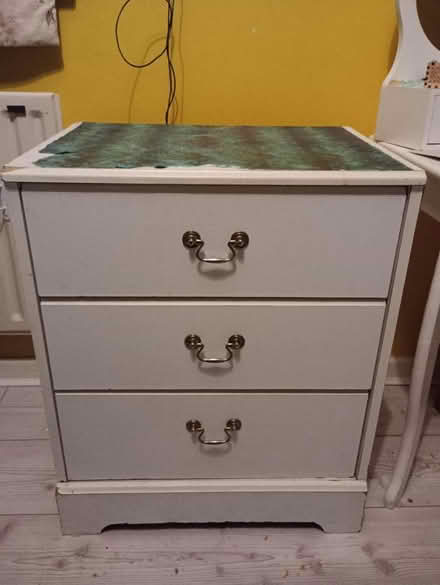 Photo of free three-drawer cabinet (OX4 Greater leys) #1