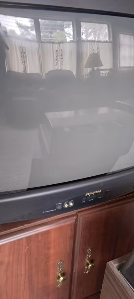 Photo of free Old television (Hyde Park, near Greenfields) #1