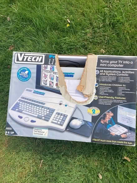 Photo of free B-tech vintage keyboard (Far Cotton) #1