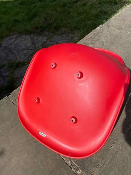 Photo of free Chair seat for upcycling (Stoneleigh KT17) #2