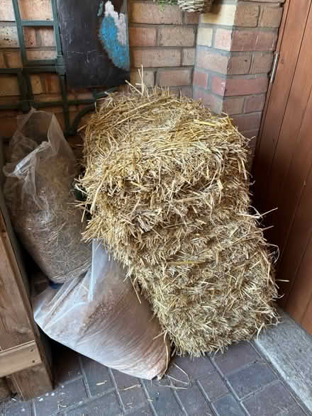 Photo of free Straw (Faringdon SN7) #1