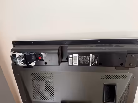 Photo of free 42 in pioneer tv (Hp136sr) #4