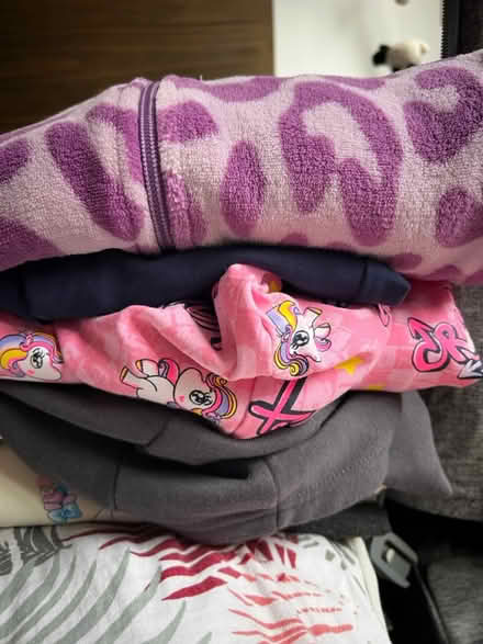 Photo of free Girls Clothes and shoes (HA0) #1