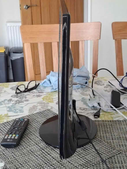 Photo of free TV (Ruddington NG11) #2