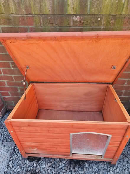 Photo of free Small Dog Kennel (Pelton DH2) #2