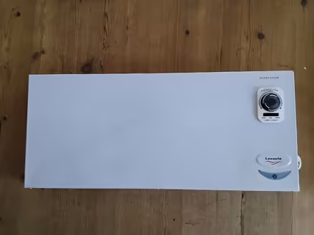 Photo of free 1kW Electric Radiator (Welwyn AL6) #1