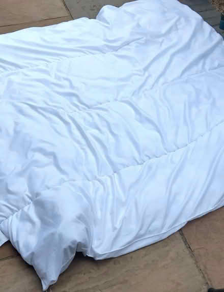 Photo of free A king size duvet. (Littleover DE23) #1