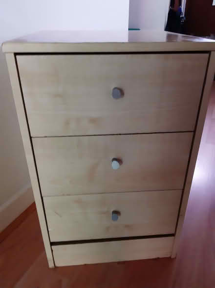 Photo of free Bedside drawers (Whitemoor NG8) #1