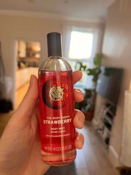 Photo of free A couple of body sprays + 1 hair oil (New Catton NR3) #2