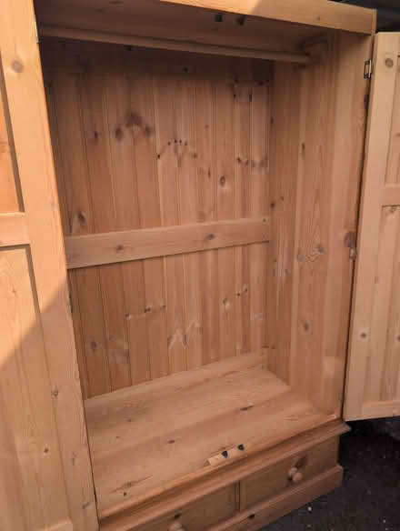 Photo of free Wardrobe solid but could do with painting. (Hockley Heath CP B94) #3