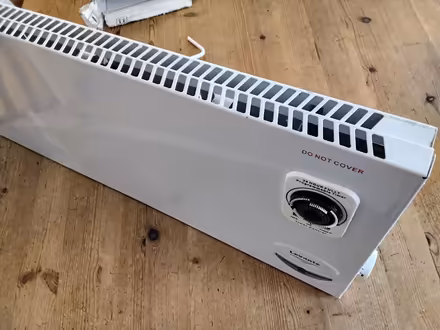 Photo of free 1kW Electric Radiator (Welwyn AL6) #2