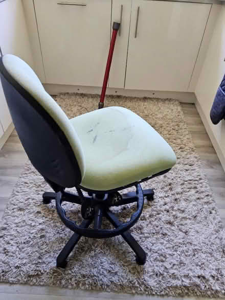 Photo of free Office chair (Putnoe MK41) #1