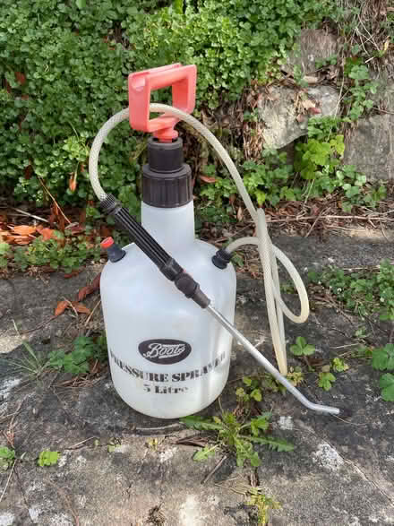 Photo of free Garden sprayer, 5 litres (West Malvern CP WR14) #1