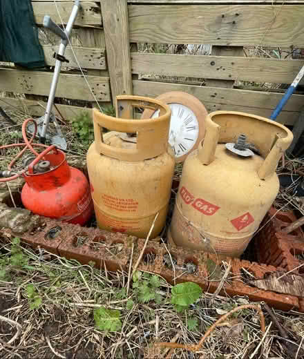 Photo of free 5 empty gas cans (Royal Leamington Spa CV32) #1