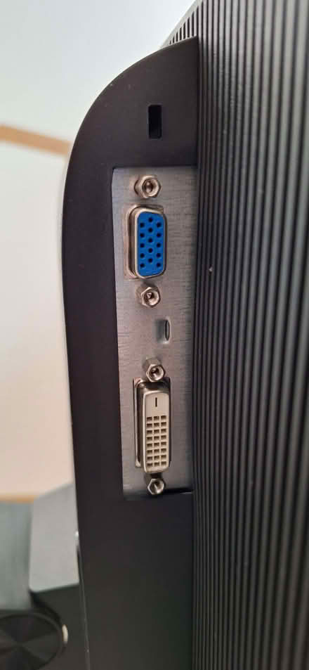 Photo of free 19" Monitor (Beeston Rylands NG9) #2