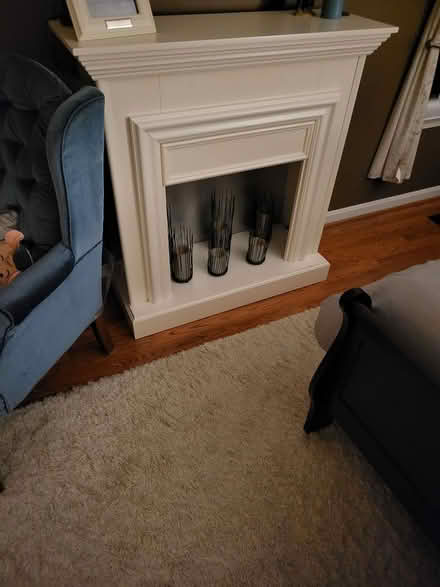 Photo of free Shag area carpet (Essex, Md) #1