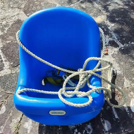Photo of free Metal swing with two seats (The Folly BN7) #4