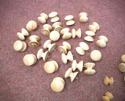 Photo of free Door / drawer knobs 25mm and 45mm diameter natural wood (Burgess Hill RH15) #3