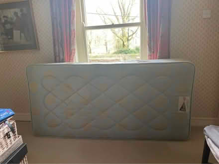 Photo of free Single 3’divan bed in good condition (Allington SN10) #3