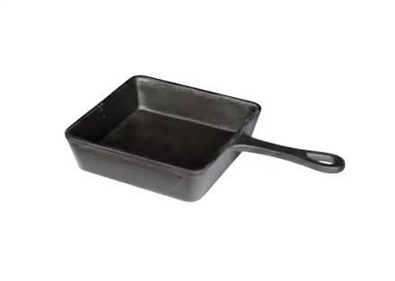 Photo of Cast Iron Pan (Aggborough DY10) #1