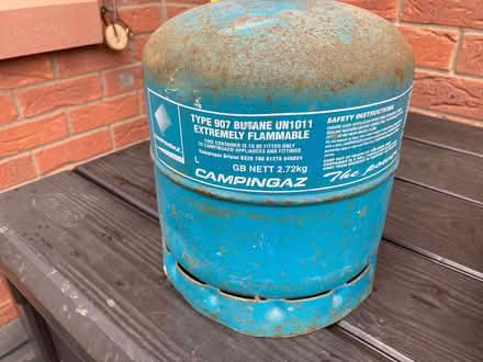 Photo of free 2 burner Camping Stove & Grill with Gas Cylinder - Working (Calthwaite CA11) #4