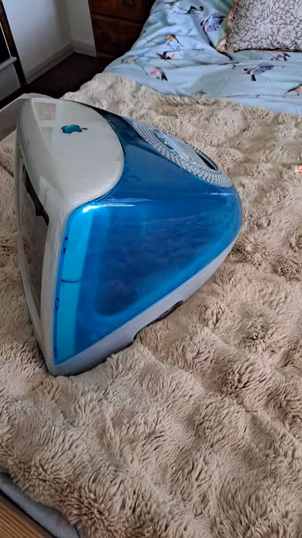 Photo of free Vintage imac g3 (Malling,lewes) #3