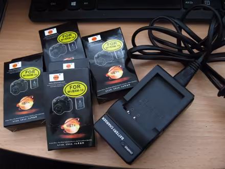 Photo of free 4 New Batteries for M1/BXM-10 Camcorder with Mains Charger (Coppull PR7) #2