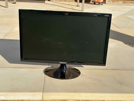 Photo of free Samsung 19” Flatscreen Monitor (Weybridge KT13) #3