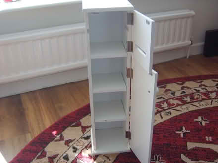 Photo of free bathroom toilet roll cabinet holder durrington (Durrington BN13) #2